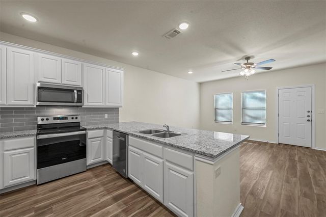 105 SE 4th Street 1, Bonham, TX 75144