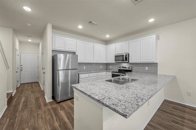 105 SE 4th Street 1, Bonham, TX 75144