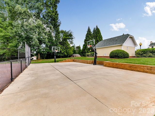 9539 Stawell Drive, Huntersville, NC 28078