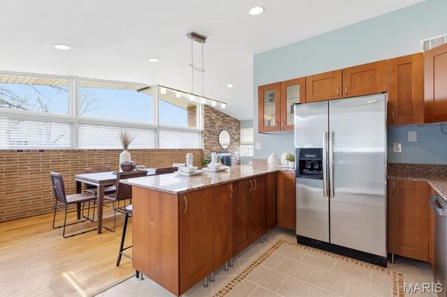 7827 Milan Avenue, University City, MO 63130