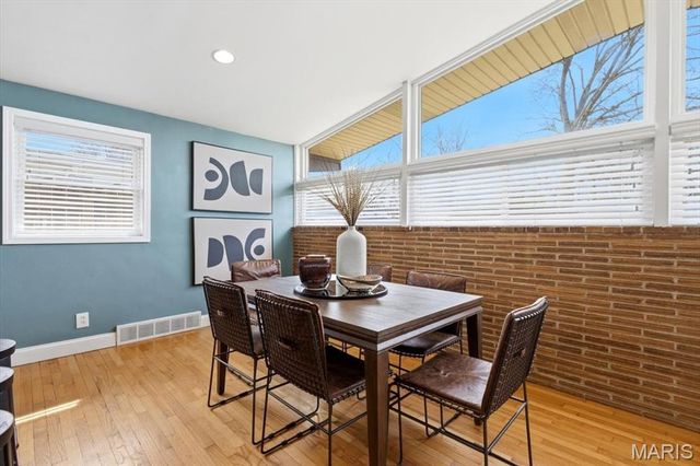 7827 Milan Avenue, University City, MO 63130