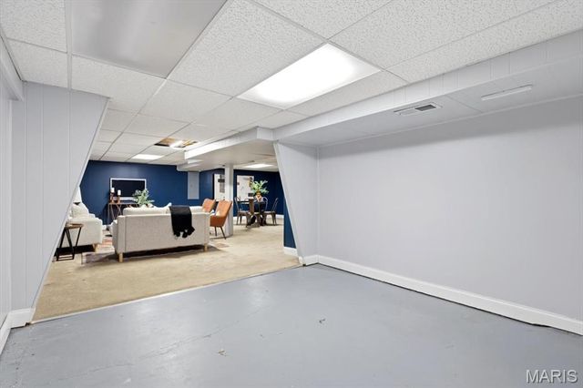 7827 Milan Avenue, University City, MO 63130