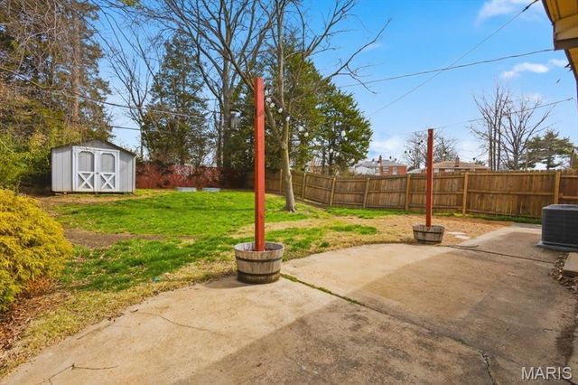 7827 Milan Avenue, University City, MO 63130