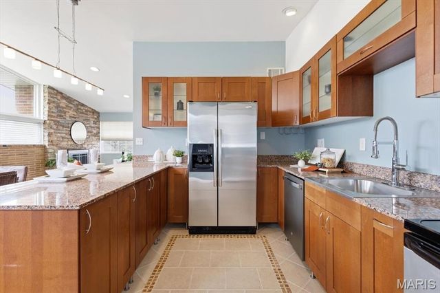 7827 Milan Avenue, University City, MO 63130