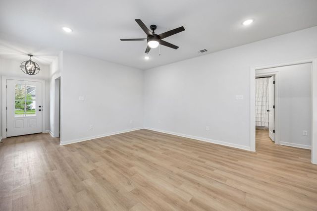 10902 Bonfire Trail, Beasley, TX 77417