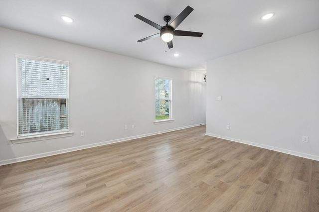 10902 Bonfire Trail, Beasley, TX 77417