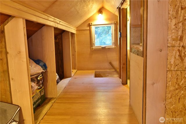 509 Second Street E, South Bend, WA 98586