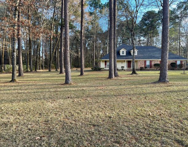 5627 Woodhaven Drive, Keithville, LA 71047