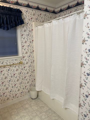 5627 Woodhaven Drive, Keithville, LA 71047