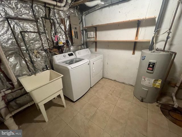 9412 CHIPPENHAM DR, Laurel, MD 20723