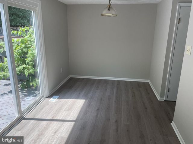 9412 CHIPPENHAM DR, Laurel, MD 20723