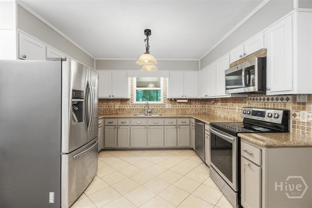 Image 11 of property listing at 123 Maple Drive, Rincon, GA 31326
