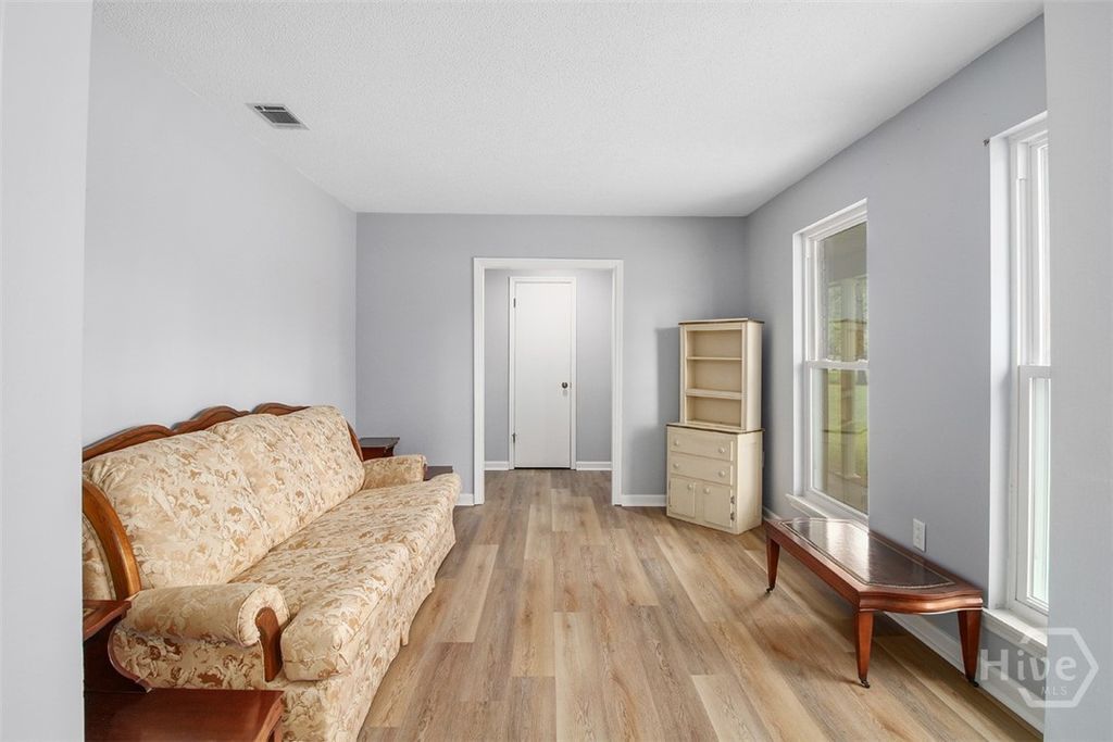 Image 9 of property listing at 123 Maple Drive, Rincon, GA 31326