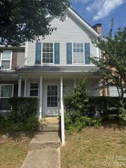 8275 Golf Ridge Drive, Charlotte, NC 28277