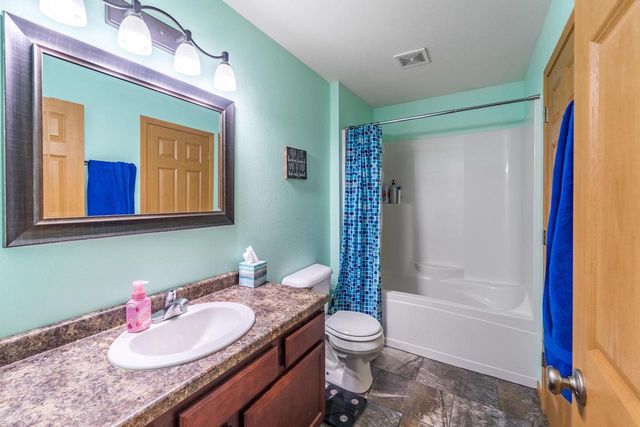 2073 JOSEPHINE LANE, Kronenwetter, WI 54455