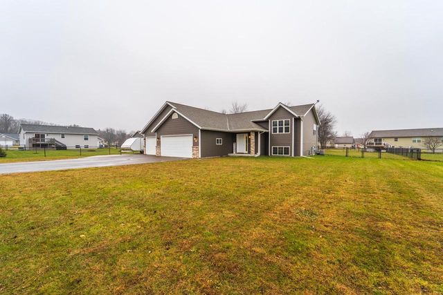 2073 JOSEPHINE LANE, Kronenwetter, WI 54455