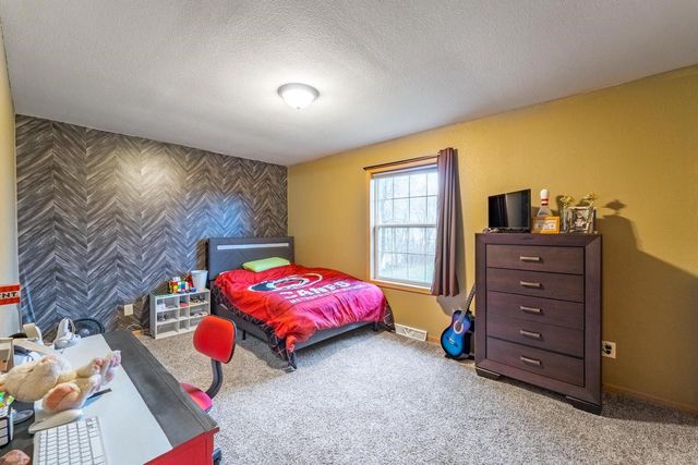 2073 JOSEPHINE LANE, Kronenwetter, WI 54455