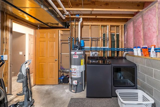 2073 JOSEPHINE LANE, Kronenwetter, WI 54455