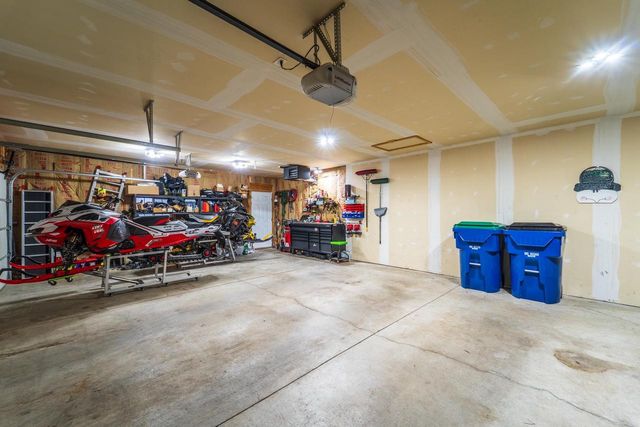 2073 JOSEPHINE LANE, Kronenwetter, WI 54455