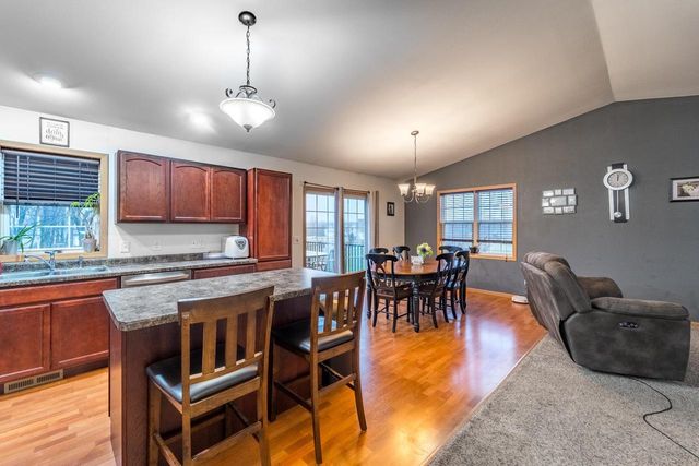 2073 JOSEPHINE LANE, Kronenwetter, WI 54455