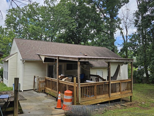 107 Oak Ct, Mount Juliet, TN 37122