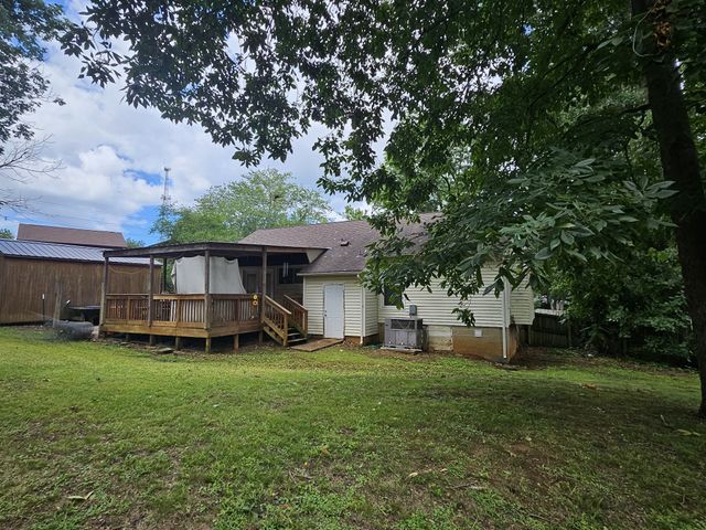107 Oak Ct, Mount Juliet, TN 37122