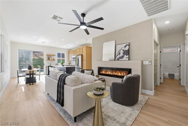 83 Rock Run Street, Las Vegas, NV 89148