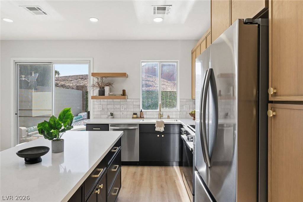 Image 10 of property listing at 83 Rock Run Street, Las Vegas, NV 89148