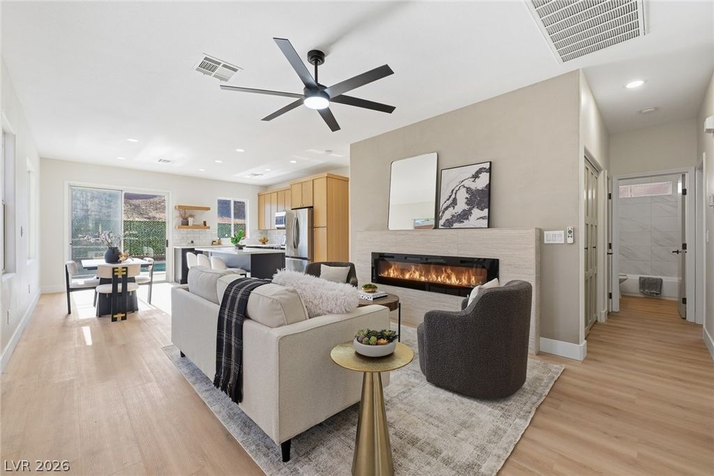 Image 14 of property listing at 83 Rock Run Street, Las Vegas, NV 89148
