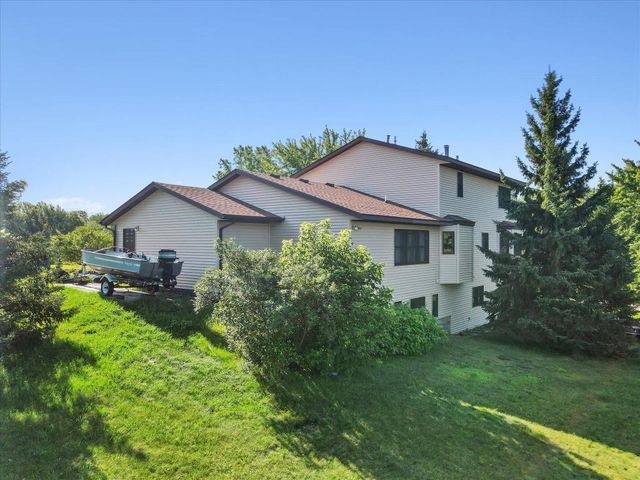 21156 Vernon Avenue, Credit River, MN 55372