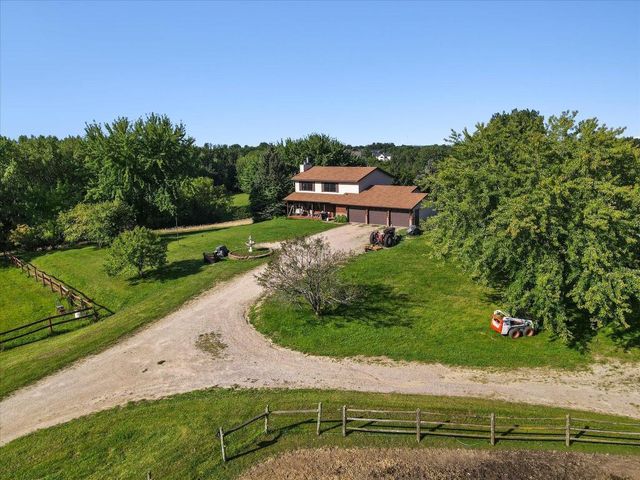 21156 Vernon Avenue, Credit River, MN 55372
