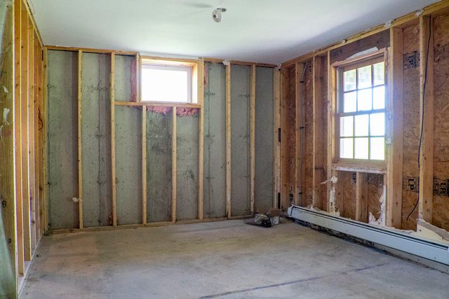 586 Reservoir Road, Peru, NY 12972