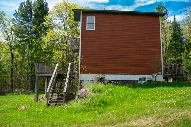 586 Reservoir Road, Peru, NY 12972