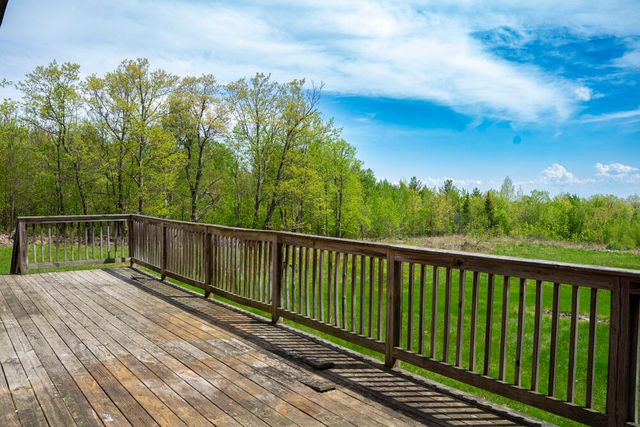 586 Reservoir Road, Peru, NY 12972