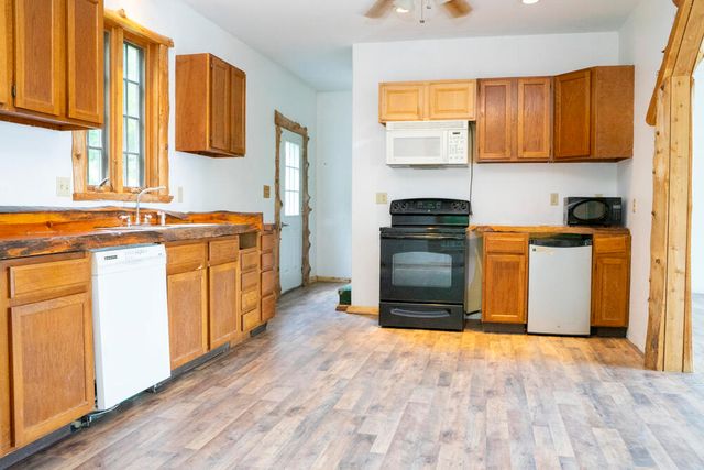 586 Reservoir Road, Peru, NY 12972