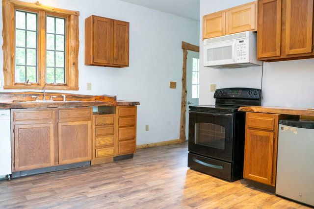 586 Reservoir Road, Peru, NY 12972