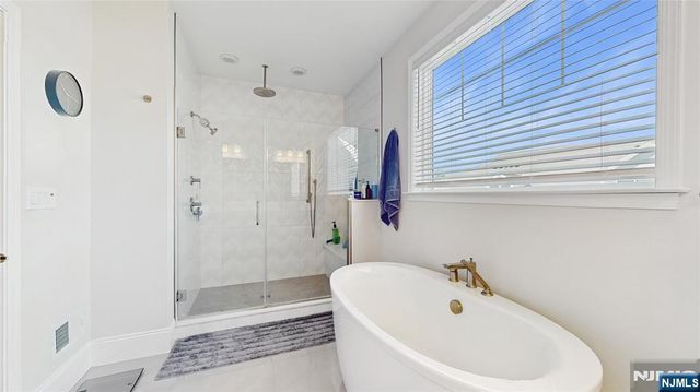 7 Saint Andrews Circle, River Vale, NJ 07675