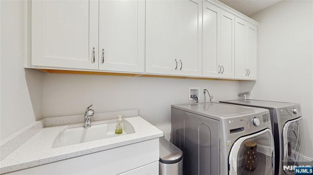 7 Saint Andrews Circle, River Vale, NJ 07675