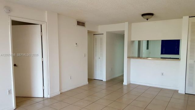 19701 SW 114th Avenue 266, Miami, FL 33157