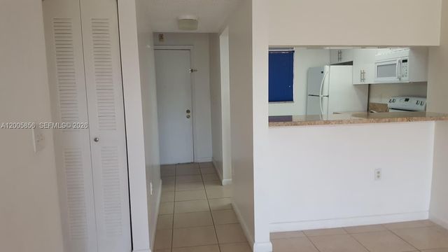 19701 SW 114th Avenue 266, Miami, FL 33157