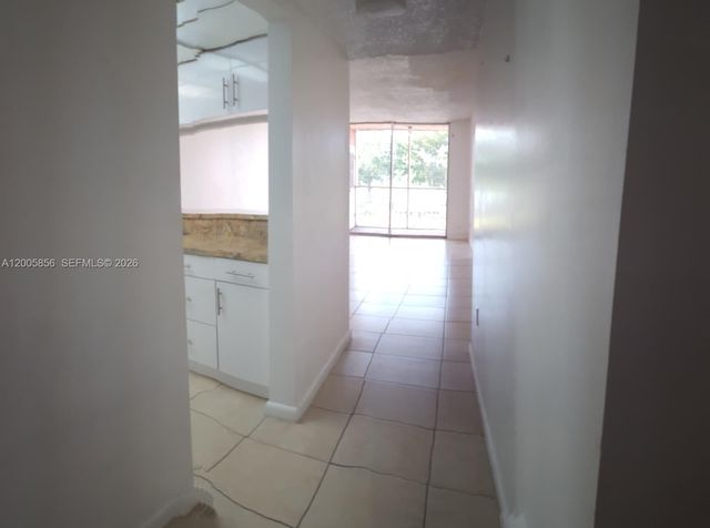 19701 SW 114th Avenue 266, Miami, FL 33157