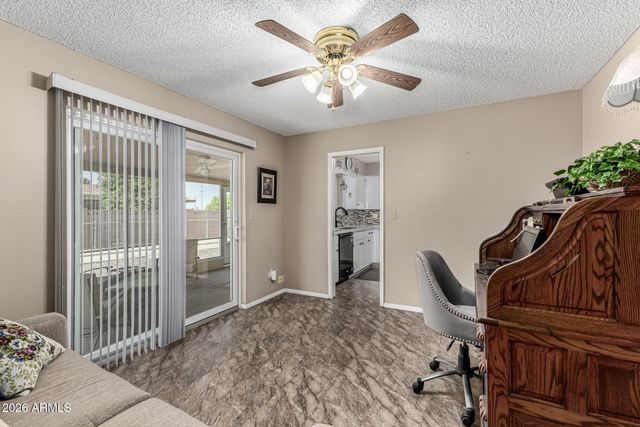 318 N 61ST Way, Mesa, AZ 85205