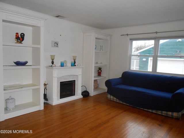 259 Station Drive, Forked River, NJ 08731