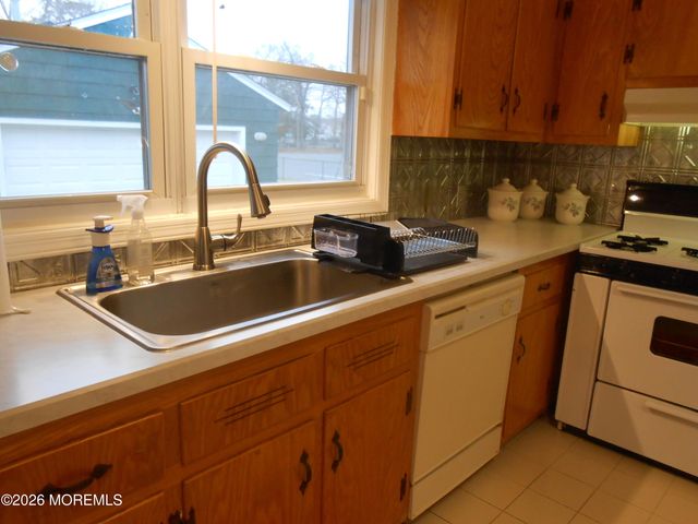 259 Station Drive, Forked River, NJ 08731
