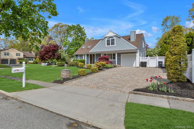 31 Empress Pines Drive, Nesconset, NY 11767