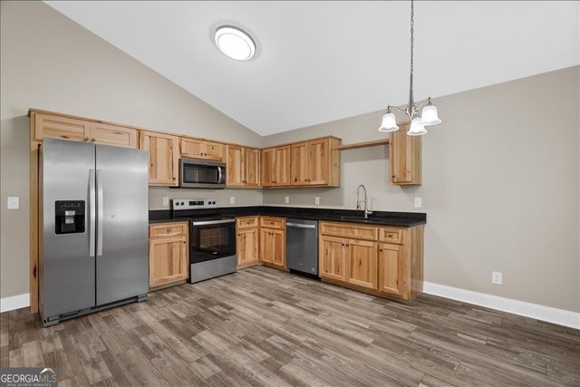 113 Bearden Road, Rocky Face, GA 30740