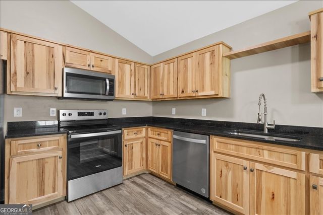 113 Bearden Road, Rocky Face, GA 30740