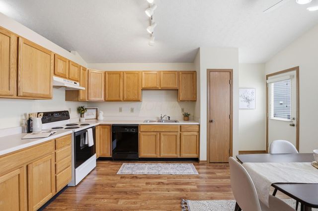 7865 Merdon Drive, Blacklick, OH 43004