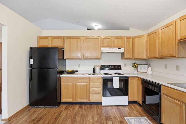 7865 Merdon Drive, Blacklick, OH 43004