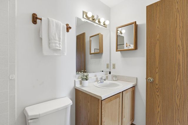 7865 Merdon Drive, Blacklick, OH 43004